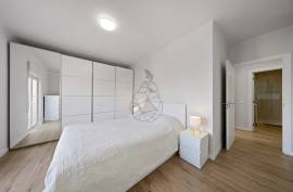 Fully refurbished 2 bedroom apartment, Good sun exposure in Portimão Fully refurbished 2 bedroom apartment, Good sun exposure in Portimão