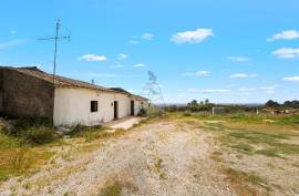 Farm with old house with sea view in Monchique