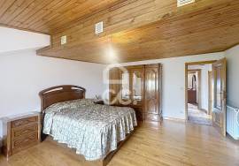 Stone Villa with a Lot of Charm in Vilar de Nantes