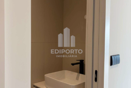Bismark Building, 6 apartments T1 to T4, excellent areas and terraces, in Gondomar