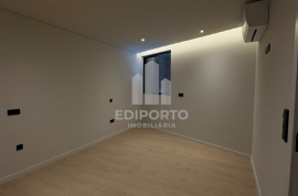 Bismark Building, 6 apartments T1 to T4, excellent areas and terraces, in Gondomar