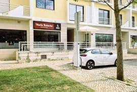 Estabelecimento Comercial em Funcionamento em Alcabideche