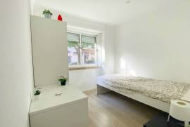 Quarto no Campo Pequeno, Lisboa com Despesas Incluídas