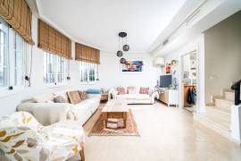listing listing