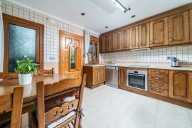 listing listing