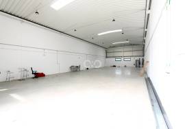 COMMERCIAL WAREHOUSE - FOR RENTAL