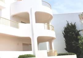 Central Luz - Ground floor 2+2 apartment with excellent  outdoor terracing