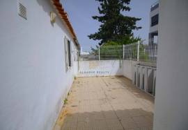 Single storey 2 bedroom villa in Ferragudo