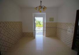 Single storey 2 bedroom villa in Ferragudo