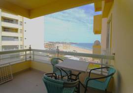 Used 2 bedroom apartment in the center of Portimão Used 2 bedroom apartment in the center of Portimão