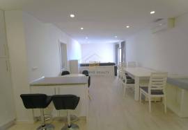 Used 2 bedroom apartment in the center of Portimão Used 2 bedroom apartment in the center of Portimão