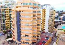 Used 2 bedroom apartment in the center of Portimão Used 2 bedroom apartment in the center of Portimão