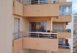 Used 2 bedroom apartment in the center of Portimão Used 2 bedroom apartment in the center of Portimão