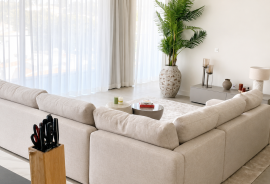 Carvoeiro – Fully furnished and decorated 3-bedroom apartment with frontal sea views and large terraces