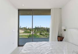 Carvoeiro – Furnished and decorated T3 penthouse with private rooftop, heated pool and panoramic ocean views