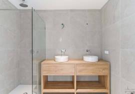 Carvoeiro – Furnished and decorated T3 penthouse with private rooftop, heated pool and panoramic ocean views
