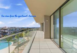 Carvoeiro – Furnished and decorated 2-bedroom apartment on the top floor with generous terraces and sea views Carvoeiro – Furnished and decorated 2-bedroom apartment on the top floor with generous terraces and sea views