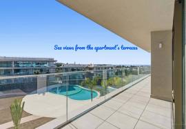 Carvoeiro – Furnished and decorated 2-bedroom apartment on the top floor with generous terraces and sea views Carvoeiro – Furnished and decorated 2-bedroom apartment on the top floor with generous terraces and sea views