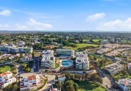 Carvoeiro – Furnished and decorated 2-bedroom apartment on the top floor with generous terraces and sea views Carvoeiro – Furnished and decorated 2-bedroom apartment on the top floor with generous terraces and sea views