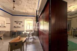 Building with two ground floor buildings, located in Terrugem - Elvas - Alentejo