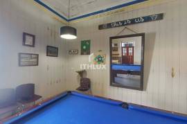 Building with two ground floor buildings, located in Terrugem - Elvas - Alentejo