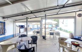 Building with two ground floor buildings, located in Terrugem - Elvas - Alentejo