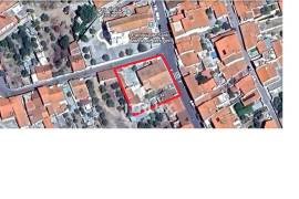 Building with two ground floor buildings, located in Terrugem - Elvas - Alentejo