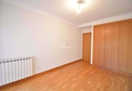 3 Bedrooms - Telheiras, Parque dos Príncipes