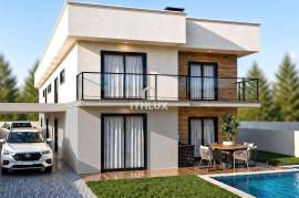 4 bedroom villa with pool and garden in Pinhal do General - Seixal