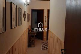 Charming Villa with 2,700 m² of Land and Nature Views | Campos do Jordão
