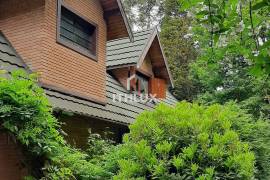Charming Villa with 2,700 m² of Land and Nature Views | Campos do Jordão