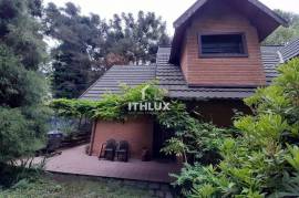Charming Villa with 2,700 m² of Land and Nature Views | Campos do Jordão