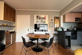 Charming furnished apartment, 42m², for sale, 1 bedroom, large living room, social bathroom, 1 covered parking space garage, Santana, POA/RS