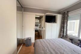 Charming furnished apartment, 42m², for sale, 1 bedroom, large living room, social bathroom, 1 covered parking space garage, Santana, POA/RS