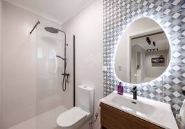Totally renovated detached 3 bedroom quinta, in 2,760  m² plot. Santa Bárbara de Nexe.