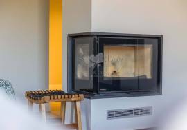 Totally renovated detached 3 bedroom quinta, in 2,760  m² plot. Santa Bárbara de Nexe.