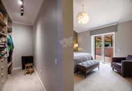 Totally renovated detached 3 bedroom quinta, in 2,760  m² plot. Santa Bárbara de Nexe.