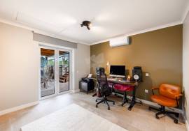 Totally renovated detached 3 bedroom quinta, in 2,760  m² plot. Santa Bárbara de Nexe.