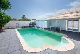 3 Bedroom Villa with Heated Pool and Two Independent Annexes in Vale D'Éguas, Almancil 3 Bedroom Villa with Heated Pool and Two Independent Annexes in Vale D'Éguas, Almancil