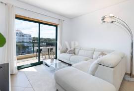3 Bedroom Apartment with Pool and Large Balconies in Quarteira