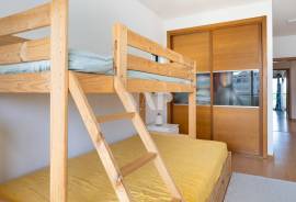 3 Bedroom Apartment with Pool and Large Balconies in Quarteira