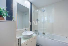 3 Bedroom Apartment with Pool and Large Balconies in Quarteira