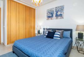 4 Bedroom Semi-Detached House, Vilamoura