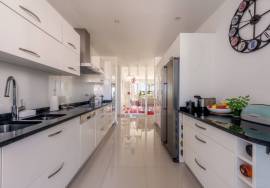3 bedroom apartment with sea view for sale in Lagos