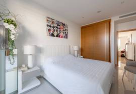 3 bedroom apartment with sea view for sale in Lagos