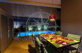 Tavira Centre Contemporary 3 bed Villa with Private Pool & Garden