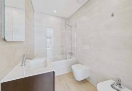 Tavira Centre Contemporary 3 bed Villa with Private Pool & Garden