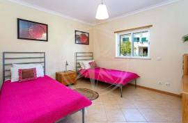 Elegant Detached 4 Bedroom Tavira Villa with Private Pool, Garden & Sea Views