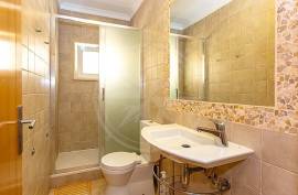 Elegant Detached 4 Bedroom Tavira Villa with Private Pool, Garden & Sea Views