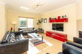 Elegant Detached 4 Bedroom Tavira Villa with Private Pool, Garden & Sea Views